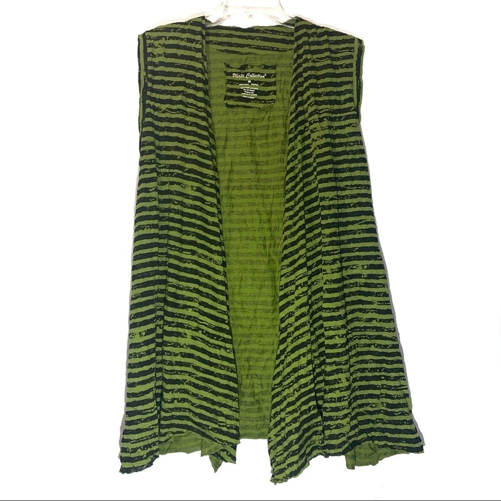 Pleats Collection Striped Vest Medium